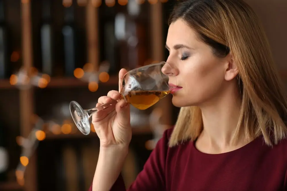 Enochan Intelligent Wine Experience