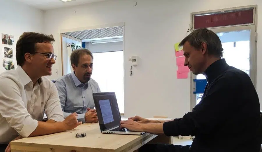 Maurizio Viviani short 1